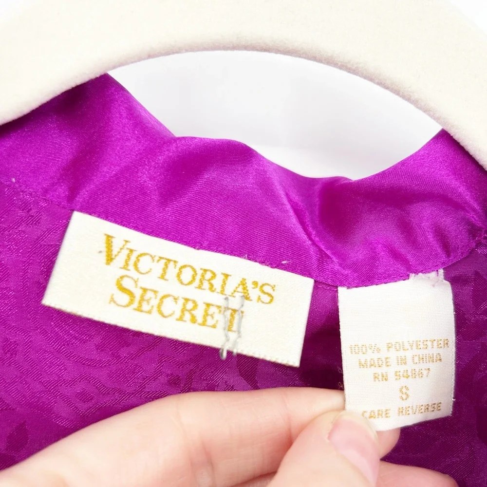 Victoria's Secret Womens Magenta Floral Damask Satin Gold Label Pajama Top S